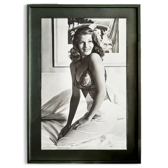 Rita Hayworth copy black