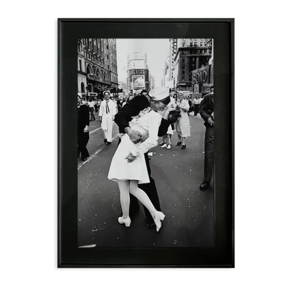 VJ Day Times Square b&w black